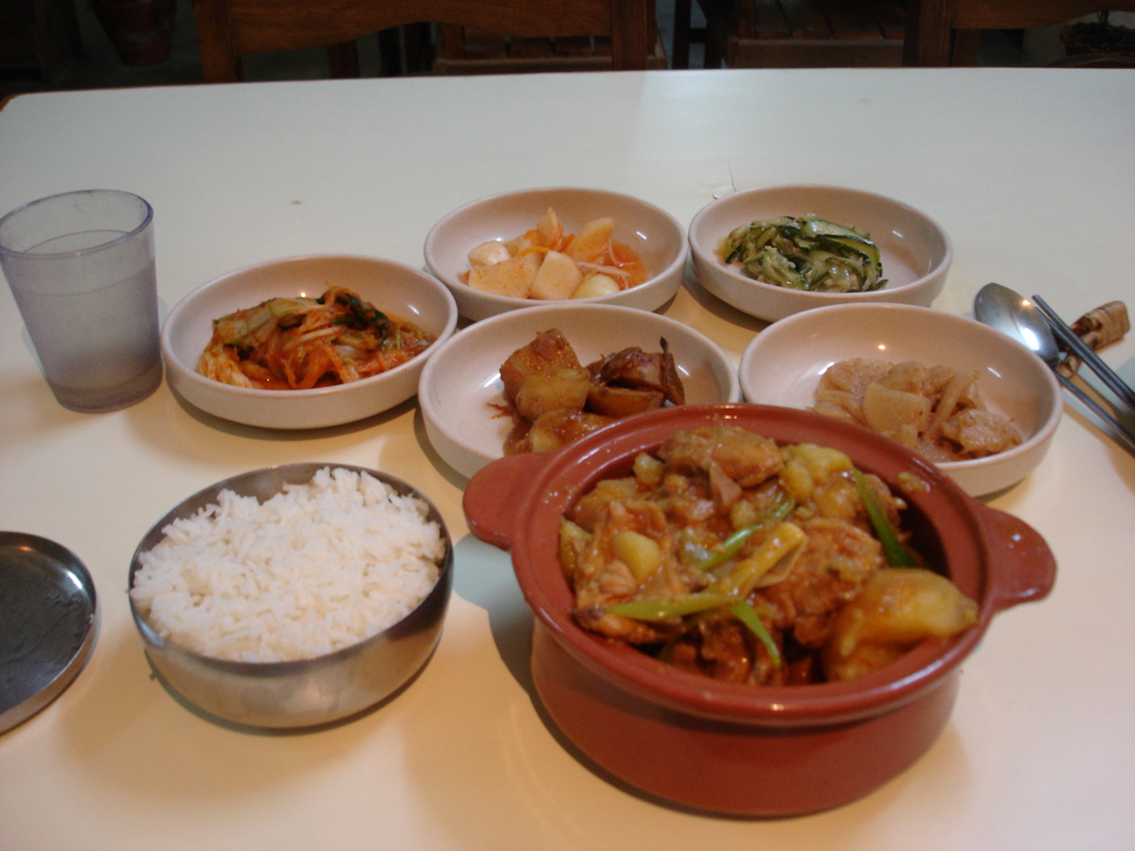 '한국사랑'에서 먹은 닭도리탕. 네팔에서 이런 음식을 만난다는 건 .. 정말.. ㅡㅜ